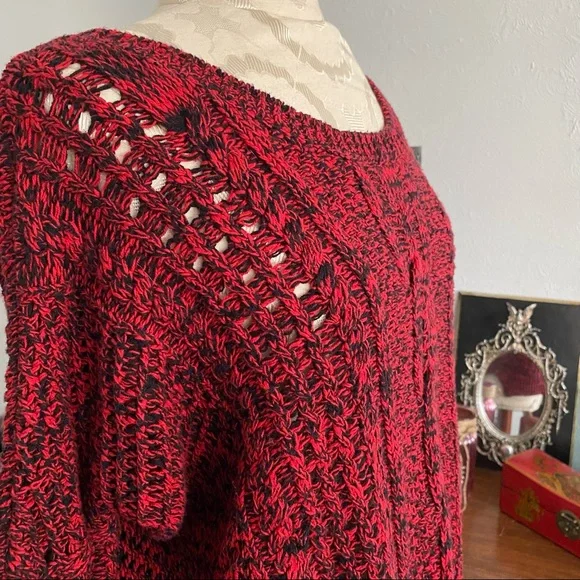 Express Red & Black Oversized Cable Knit Chunky Sweater - Picture 2 of 10